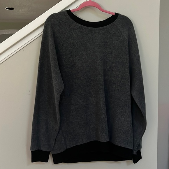 Feat Womens BlanketBlend Crewneck - Picture 6 of 11